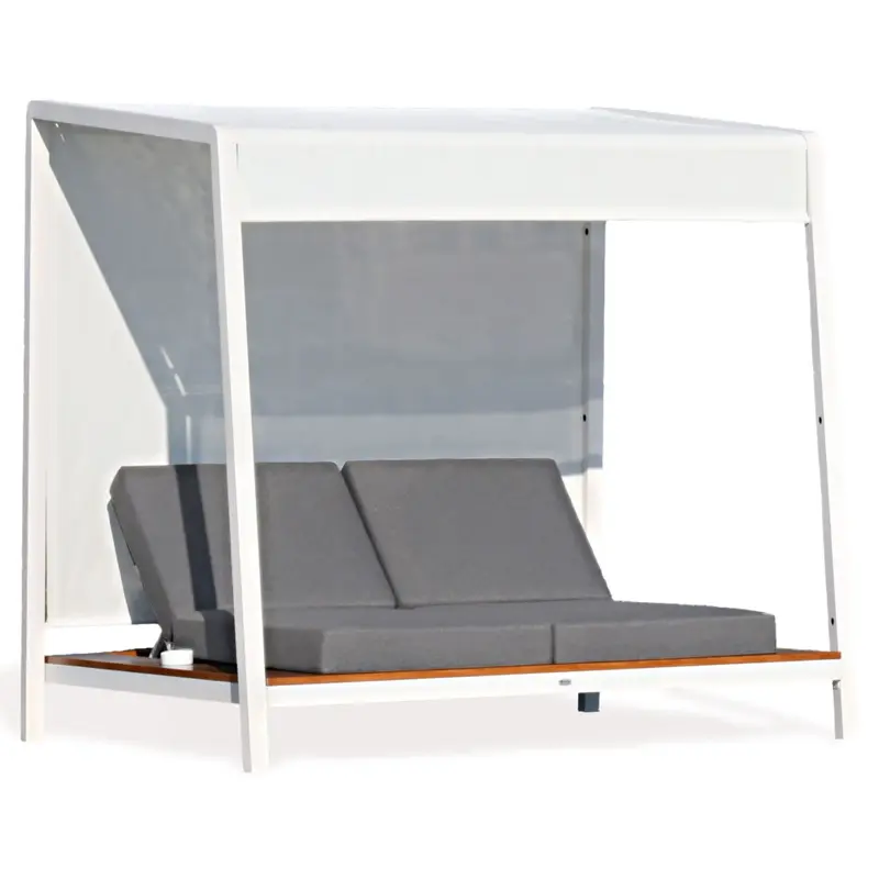 Gazebos: canopy sunloungers with structures